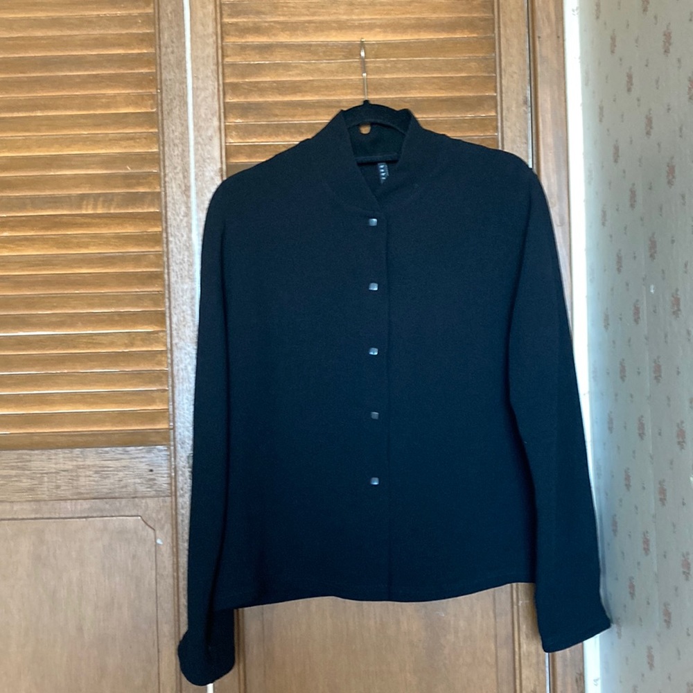 Babette Women Black Top Button down